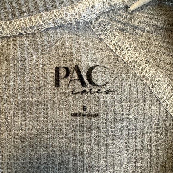 PacSun Gray Ribbed Women's Crop Top -Sz S - Picture 3 of 3